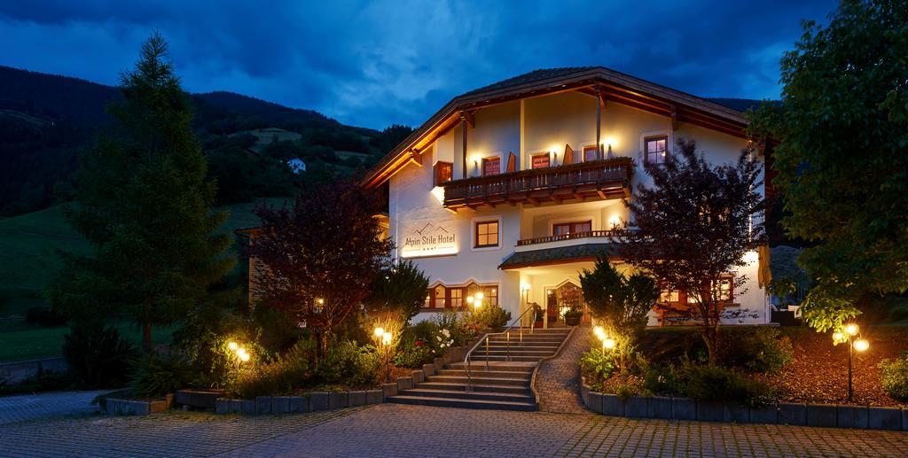 Alpin Stile Hotel Laion Extérieur photo